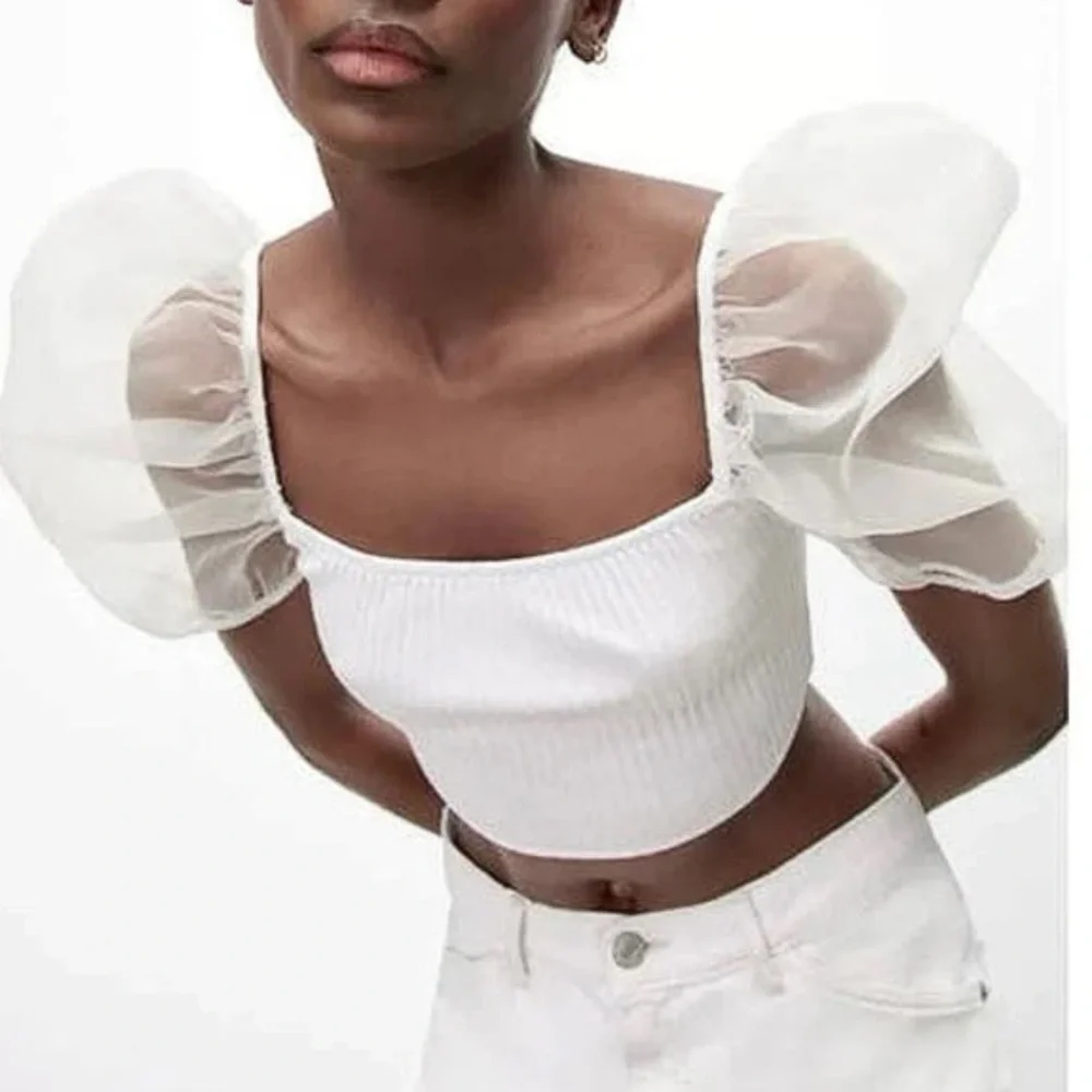 Zara White Puff Sleeve Cropped Blouse
